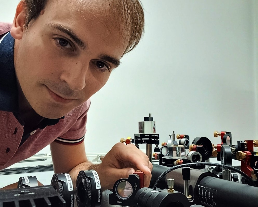 Denis Abramović: Upotrebom kvantnog izvora svjetlosti pokazali smo da je moguće snimiti iznenađujuće jasnu 3D sliku s vrlo malim brojem fotona 📷 Institut Ruđer Bošković
