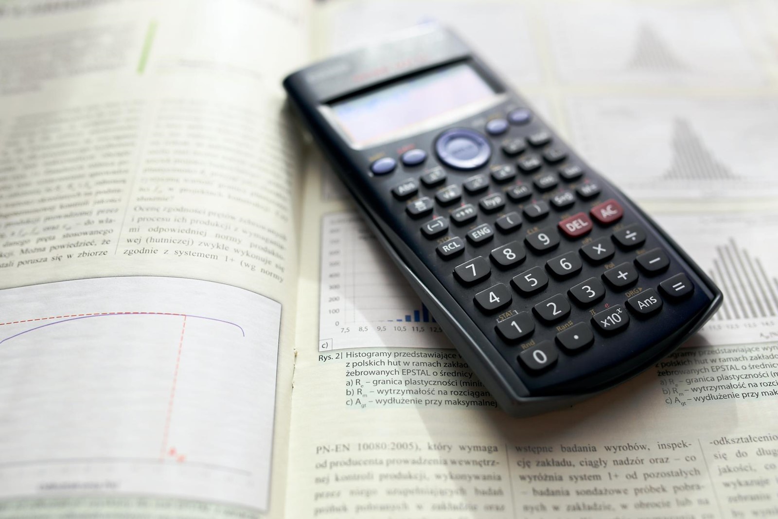 ClevCalc - znanstveni kalkulator koji nudi i brojne dodatne ugrađene  kalkulatore - App dana @ Bug.hr
