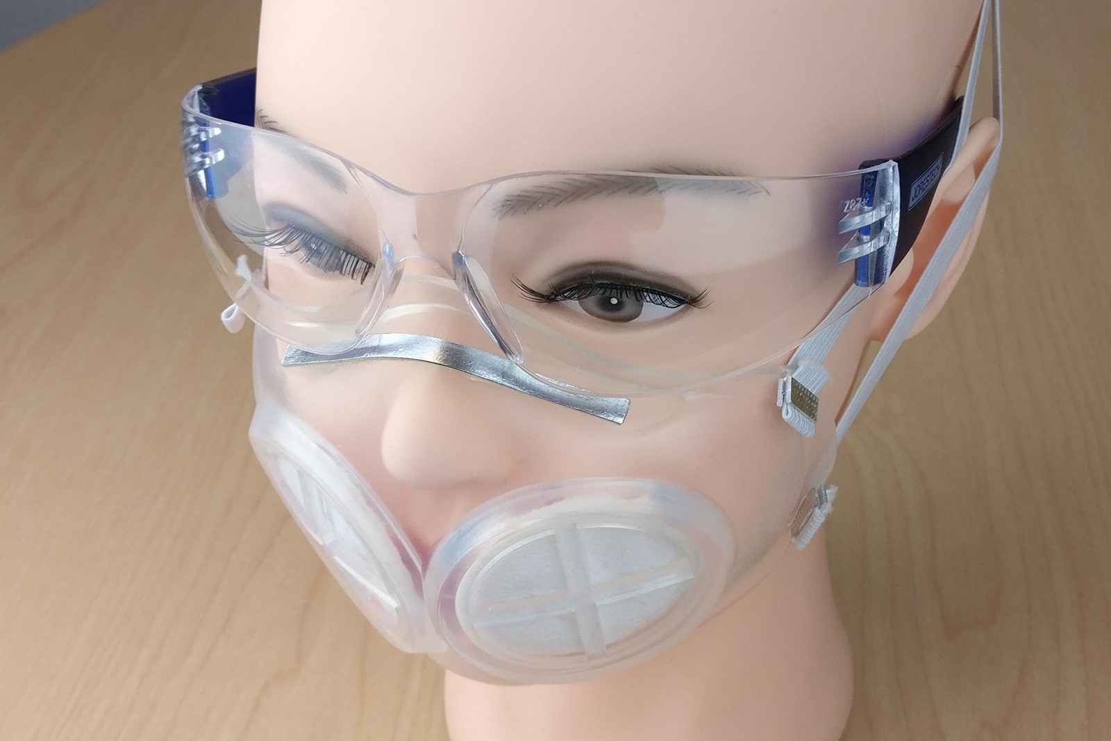 Dugotrajna silikonska maska za lice koju možete sterilizirati i u pećnici -  Tehnologije @ Bug.hr