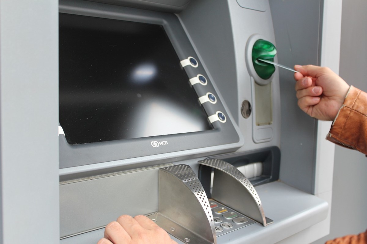 Hakirao i opljačkao bankomat u Splitu - Crna kronika @ Bug.hr