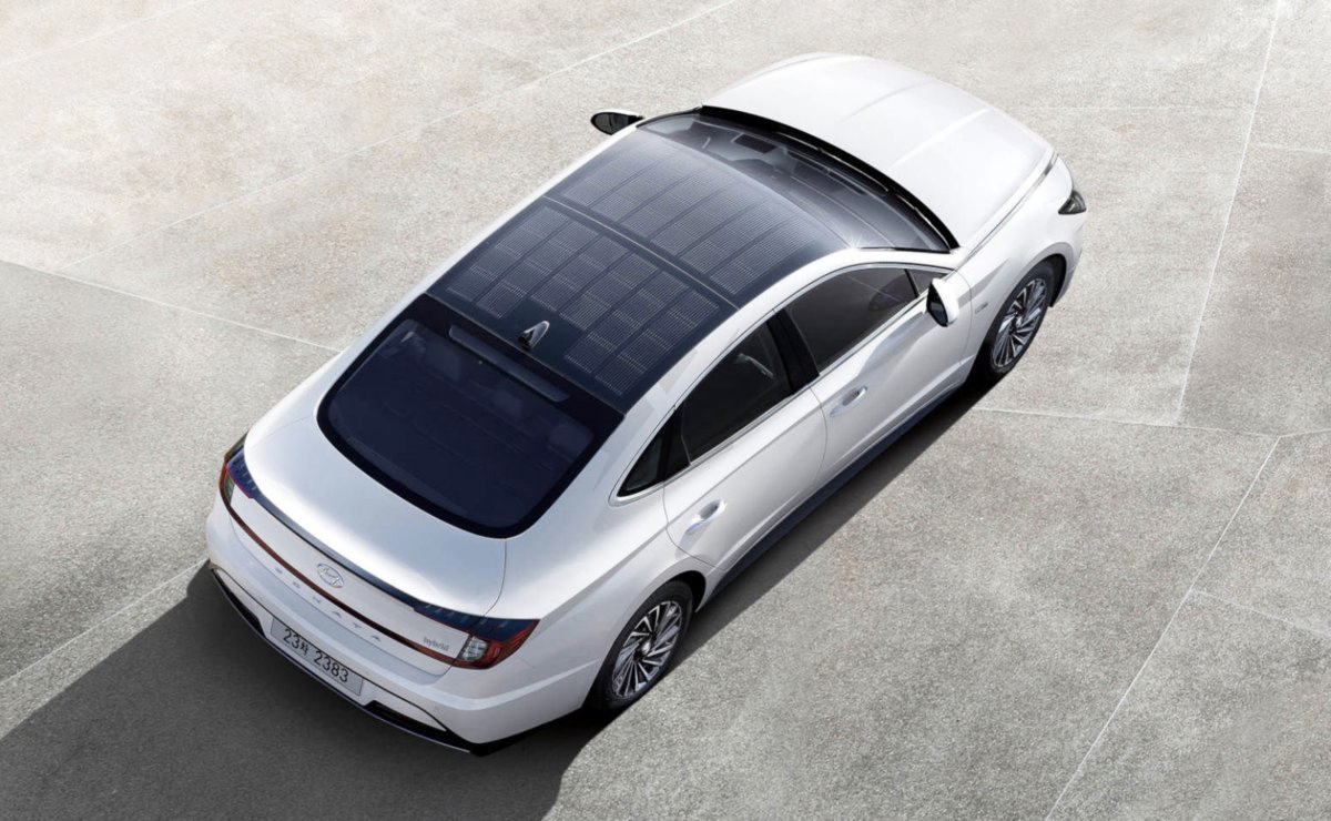 Hyundai predstavio hibridnu Sonatu sa solarnim panelima na krovu -  Automobili @ Bug.hr