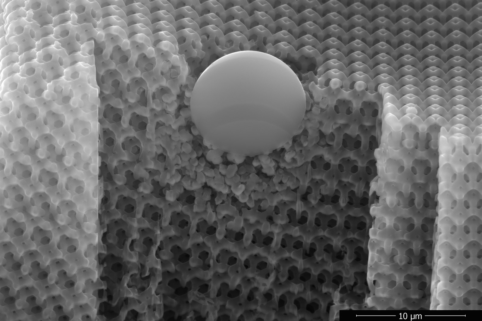 Novi nano materijal otporniji na udare projektila nego kevlar -  Istraživanja @ Bug.hr