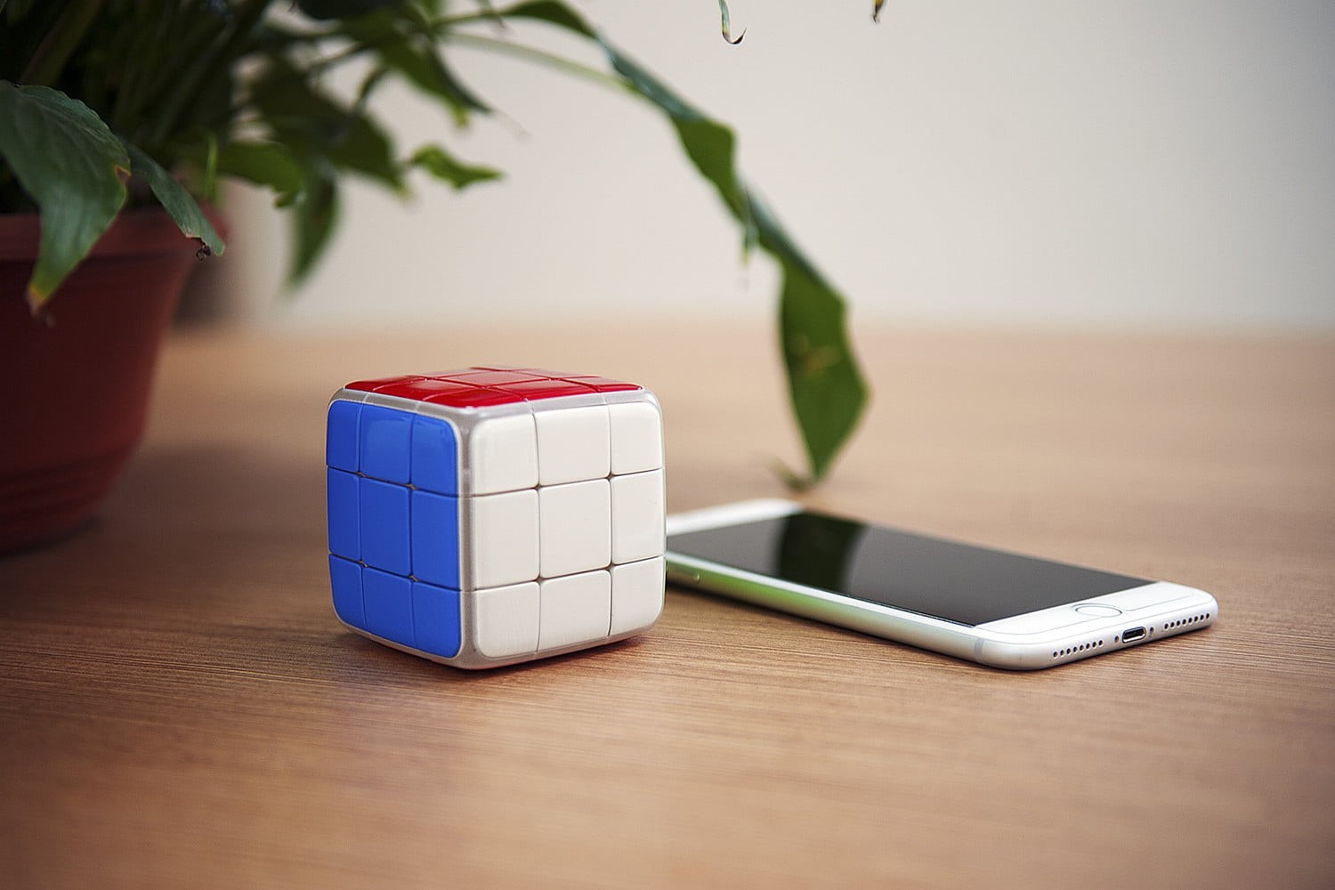 Rubikova kocka dobiva Bluetooth - Gadgeti @ Bug.hr
