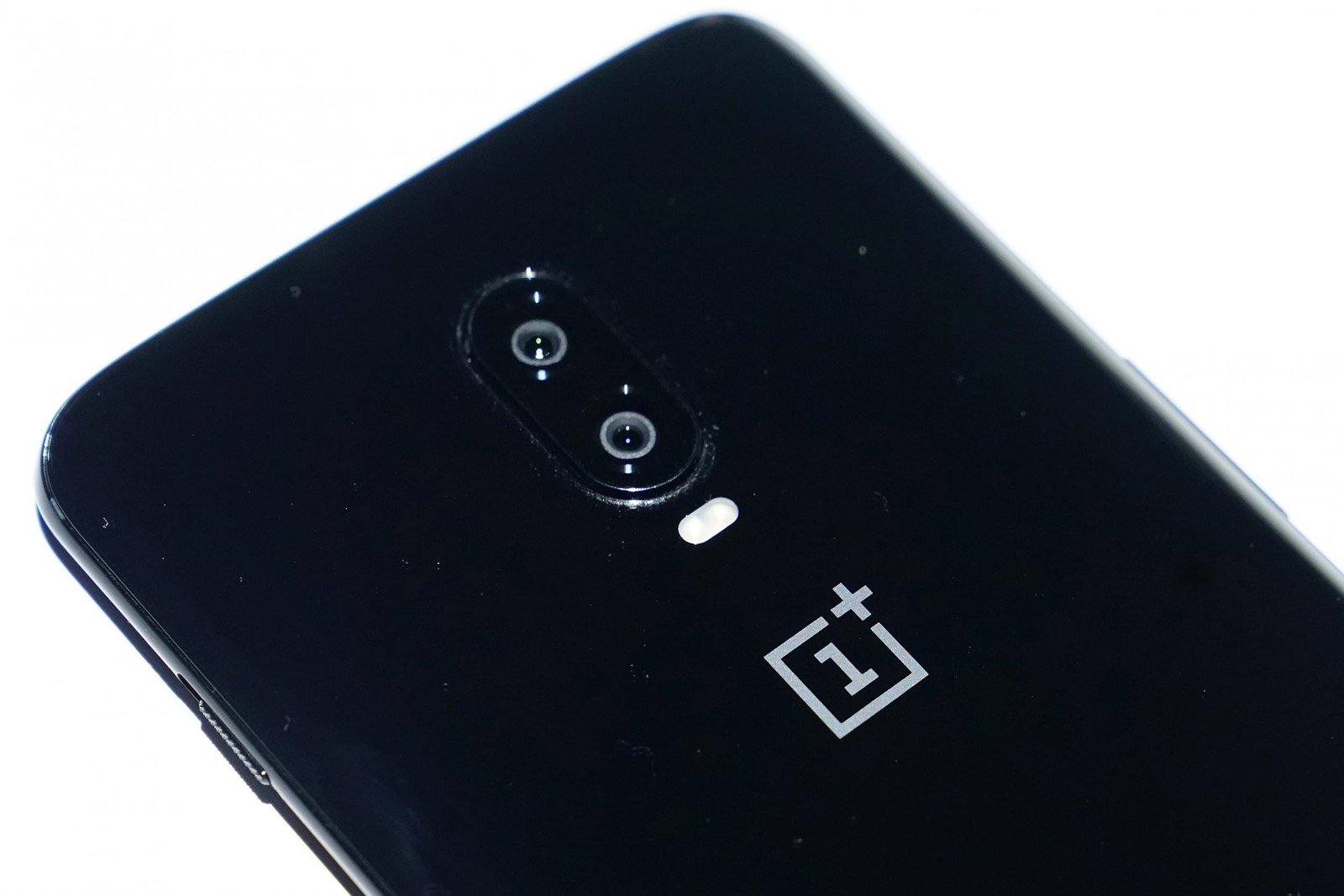 Stabilni Android 10 za OnePlus 6 i OnePlus 6T - Mobiteli @ Bug.hr