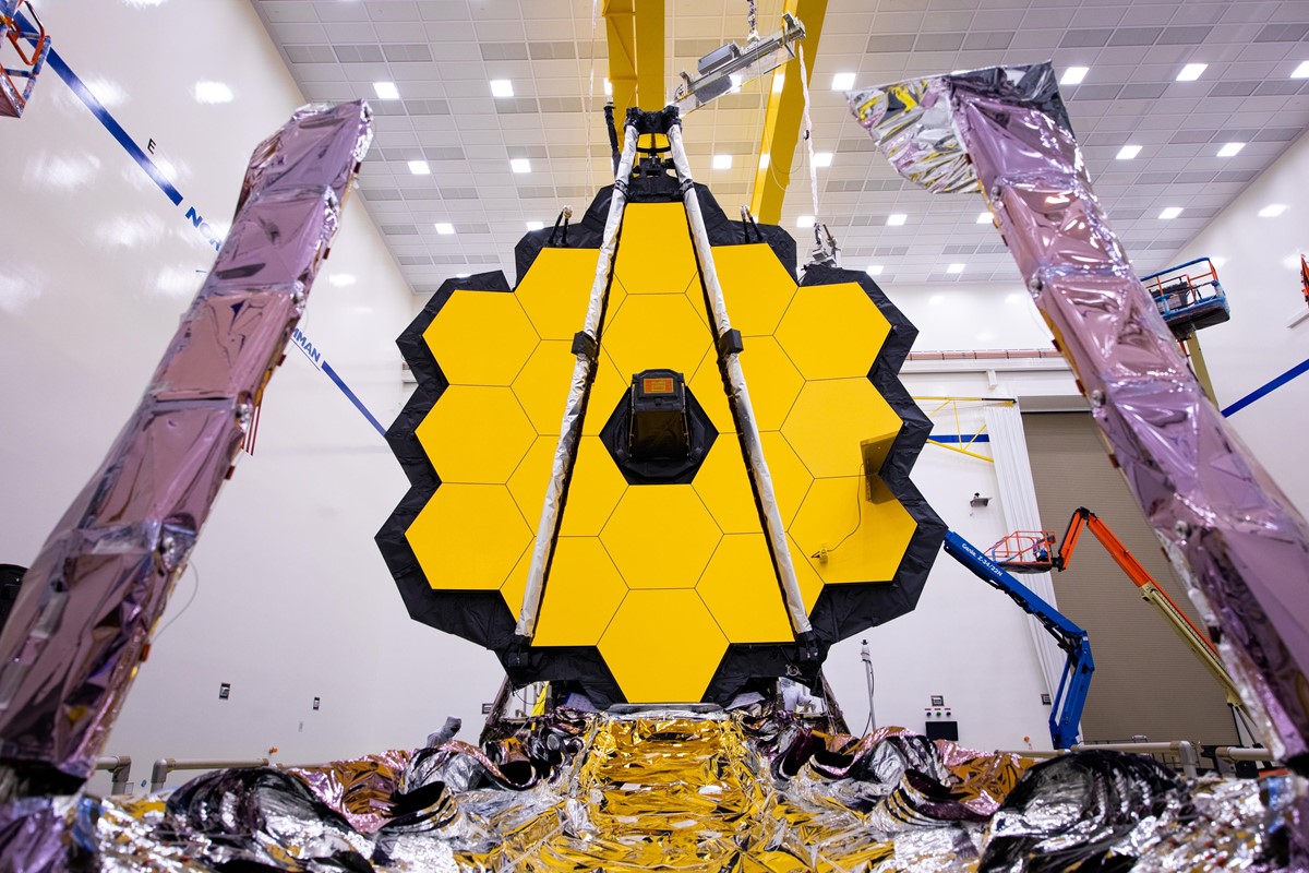 Svemirski teleskop James Webb spreman je za lansiranje, čim vremenski  uvjeti dozvole - Astronomija @ Bug.hr