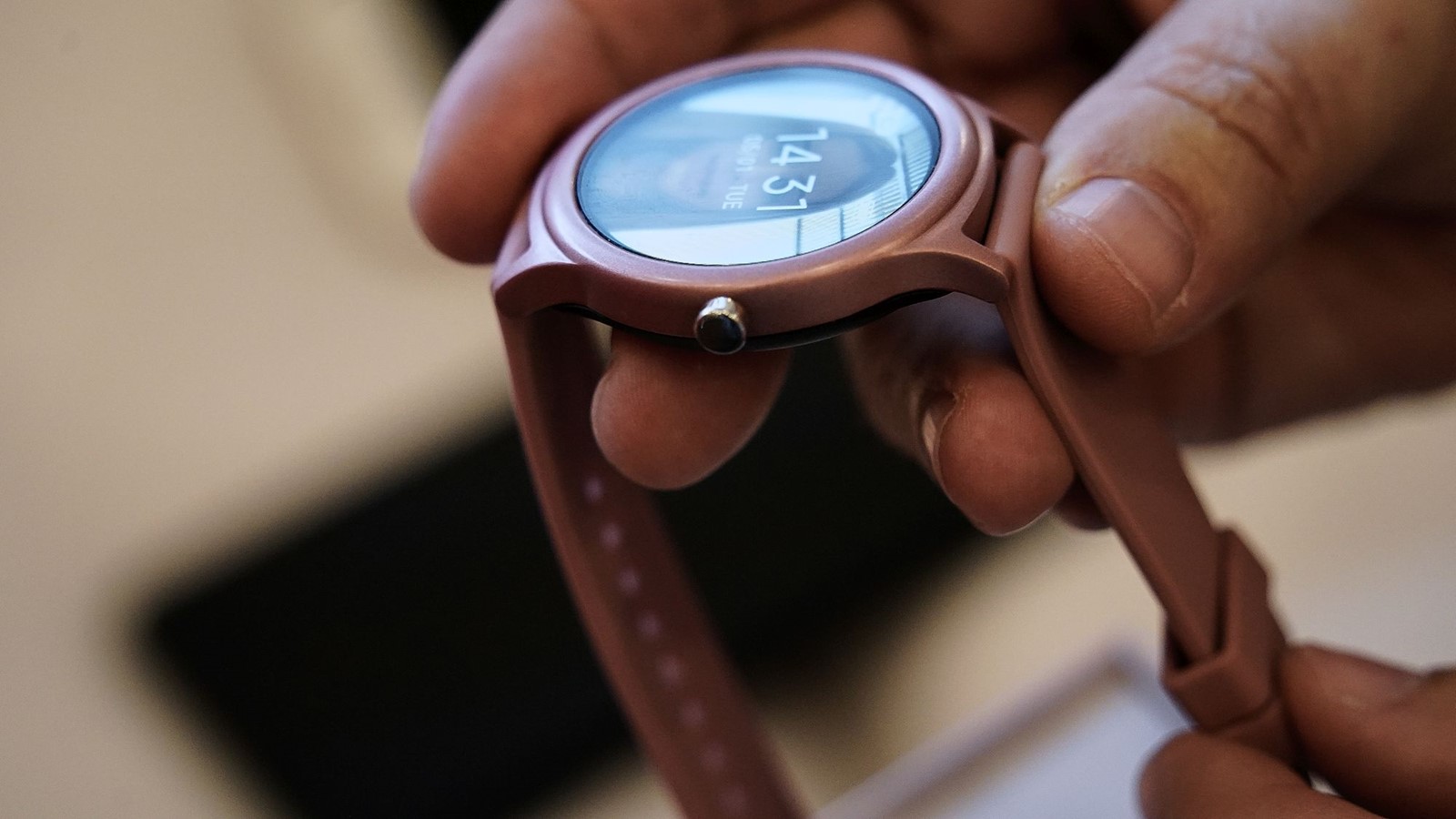 Testirali smo meanIT Smartwatch M30 Lady, pametni sat za ljepši spol -  Gadgeti @ Bug.hr